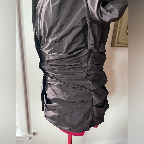 FASHIONABLE BLACK WIND/RAIN JACKET - Picture 4 of 11